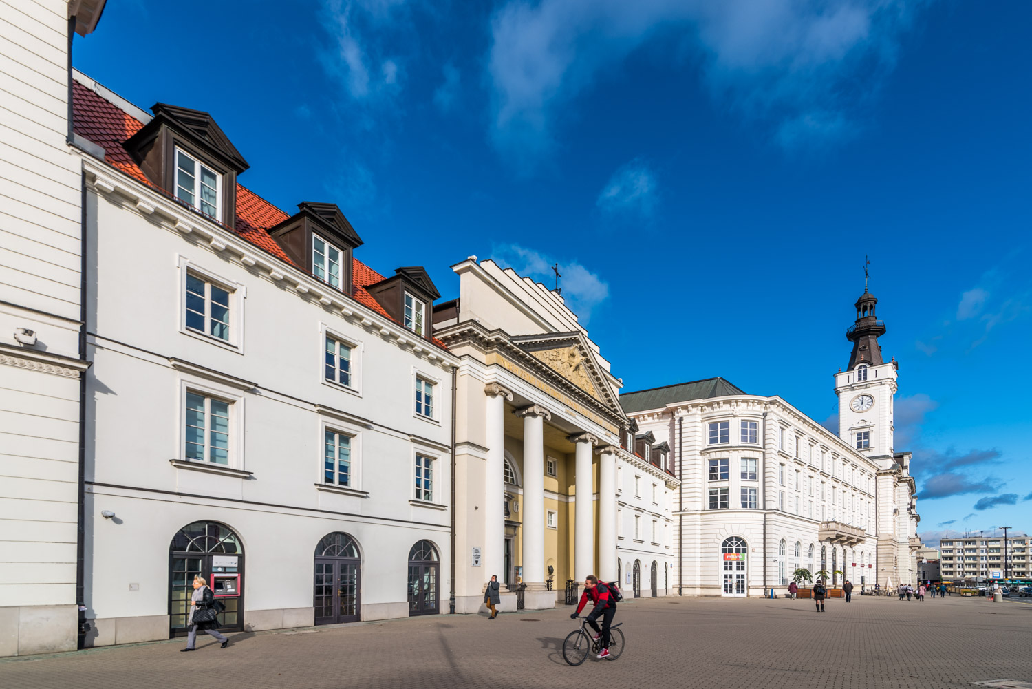 Zdjęcie architektury budynku Kościół Środowisk Twórczych pw. św. Andrzeja i św. Brata Alberta